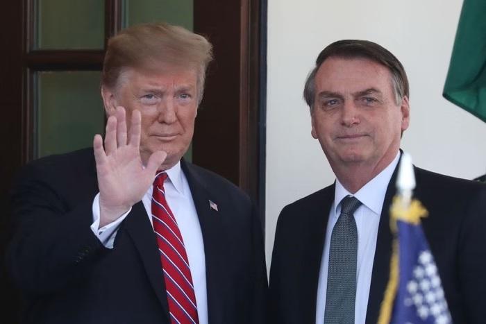 Trump publica carta a Bolsonaro: “Sistema se voltou contra você”
