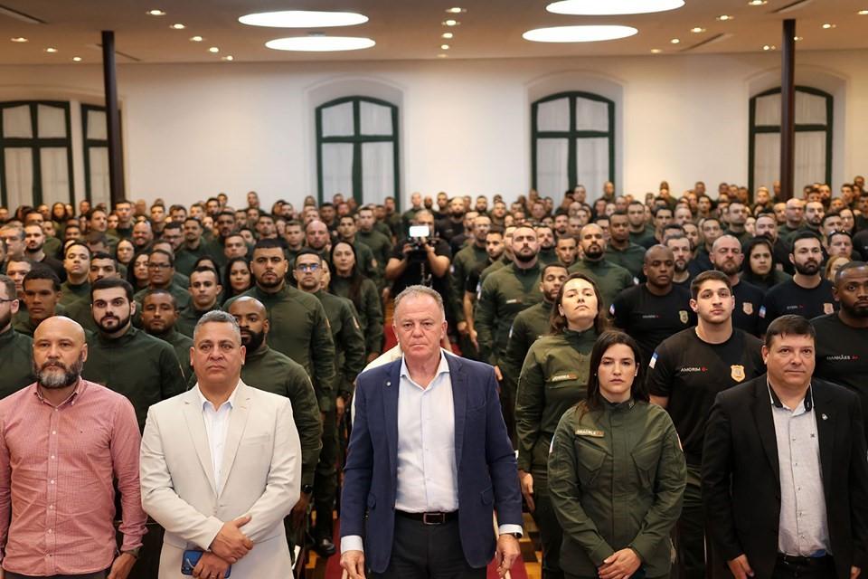 Governo do Espírito Santo realiza cerimônia de efetivação de 343 novos policiais penais