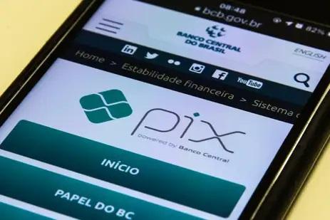 Número de pessoas que acessam banco online cresce 22 milhões em 2 anos