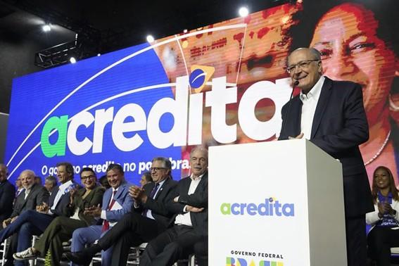Lula sanciona Programa Acredita Exportação para desonerar e ampliar exportações de Micro e Pequenas Empresas