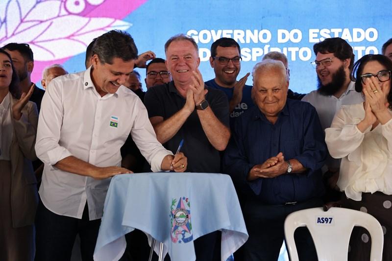 Casagrande inaugura obras e anuncia novos investimentos em Cachoeiro de Itapemirim, no ES