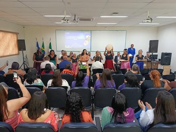 Conferências municipais e regionais de Políticas para Mulheres mobilizam centenas no Espírito Santo