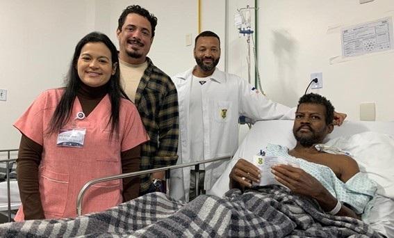 Parceria entre hospital e Polícia Científica fornece Carteira de Identidade para paciente internado