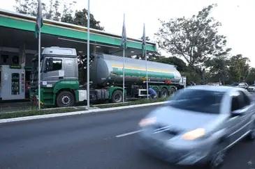 Conselho da Petrobras aprova volta da distribuição de gás de cozinha