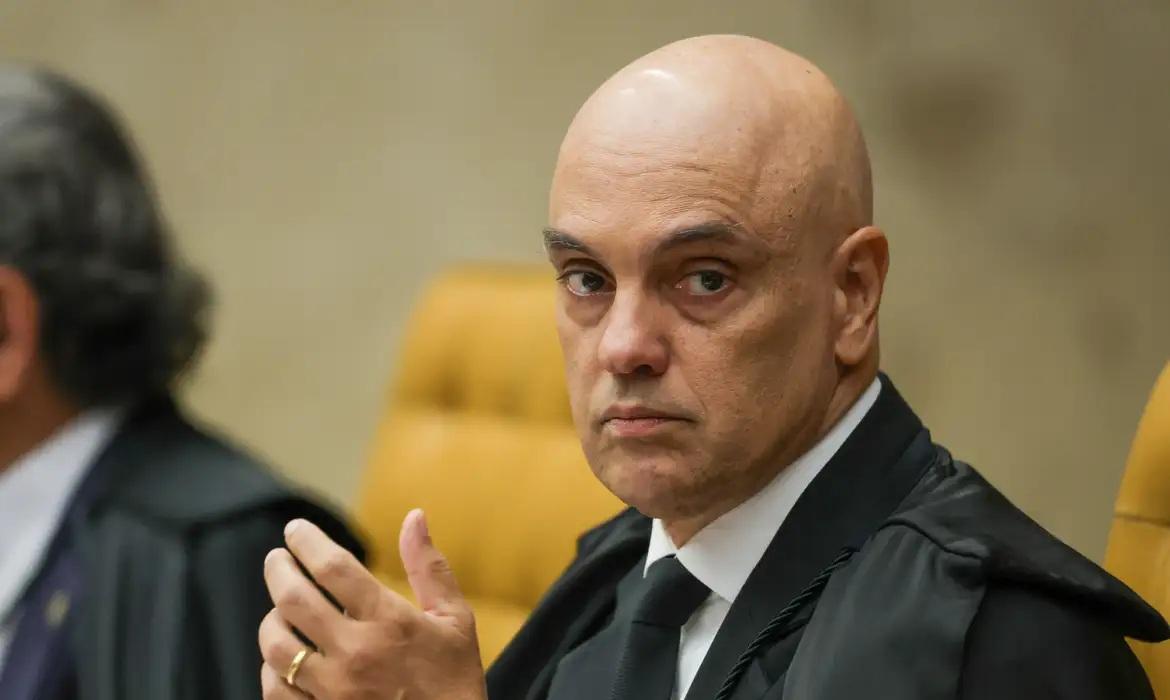 Moraes autoriza polícia penal a fazer vigilância integral de Bolsonaro