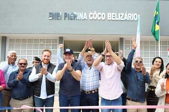 Casagrande inaugura novas escolas e primeira etapa de obras em centro de evento em Brejetuba, no ES