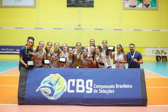 Seleção feminina de vôlei do Espírito Santo conquista título inédito e sobe para Divisão Especial