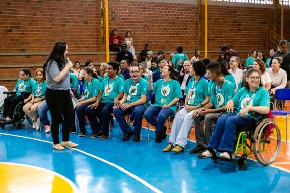 Sicoob cria a primeira cooperativa mirim em uma unidade da APAE