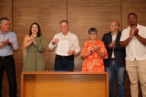 Governo do Espírito Santo lança políticas públicas direcionadas às juventudes