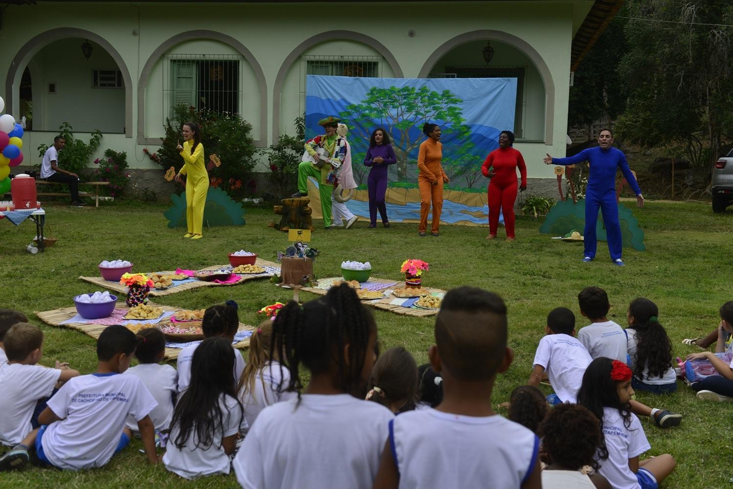 Com apoio da Suzano, Festival Cine.Ema chega a Aracruz, no ES, com forró, contação de histórias e cinema gratuito na praça