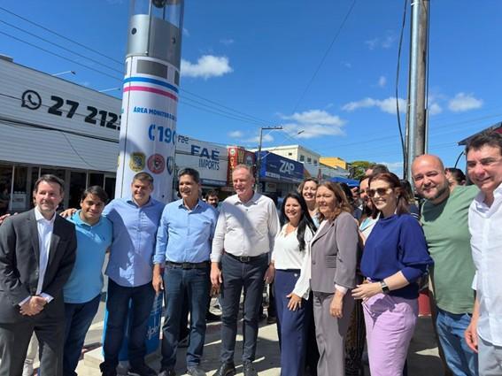 Governo do Espírito Santo inaugura novos totens no município da Serra