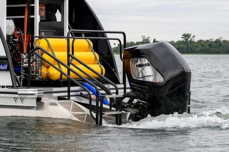 Itaipu apresenta barco movido a 100% hidrogênio verde