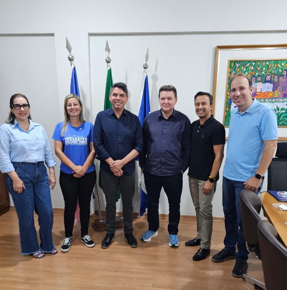 Deputado Messias Donato e Euclério Sampaio seguem juntos em dobradinha na estrada e mostram união pelo interior do Espírito Santo