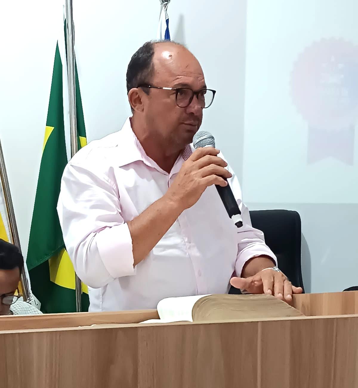 Câmara Municipal de Conceição da Barra, no ES, celebra o Dia do Professor com homenagens a profissionais da Educação