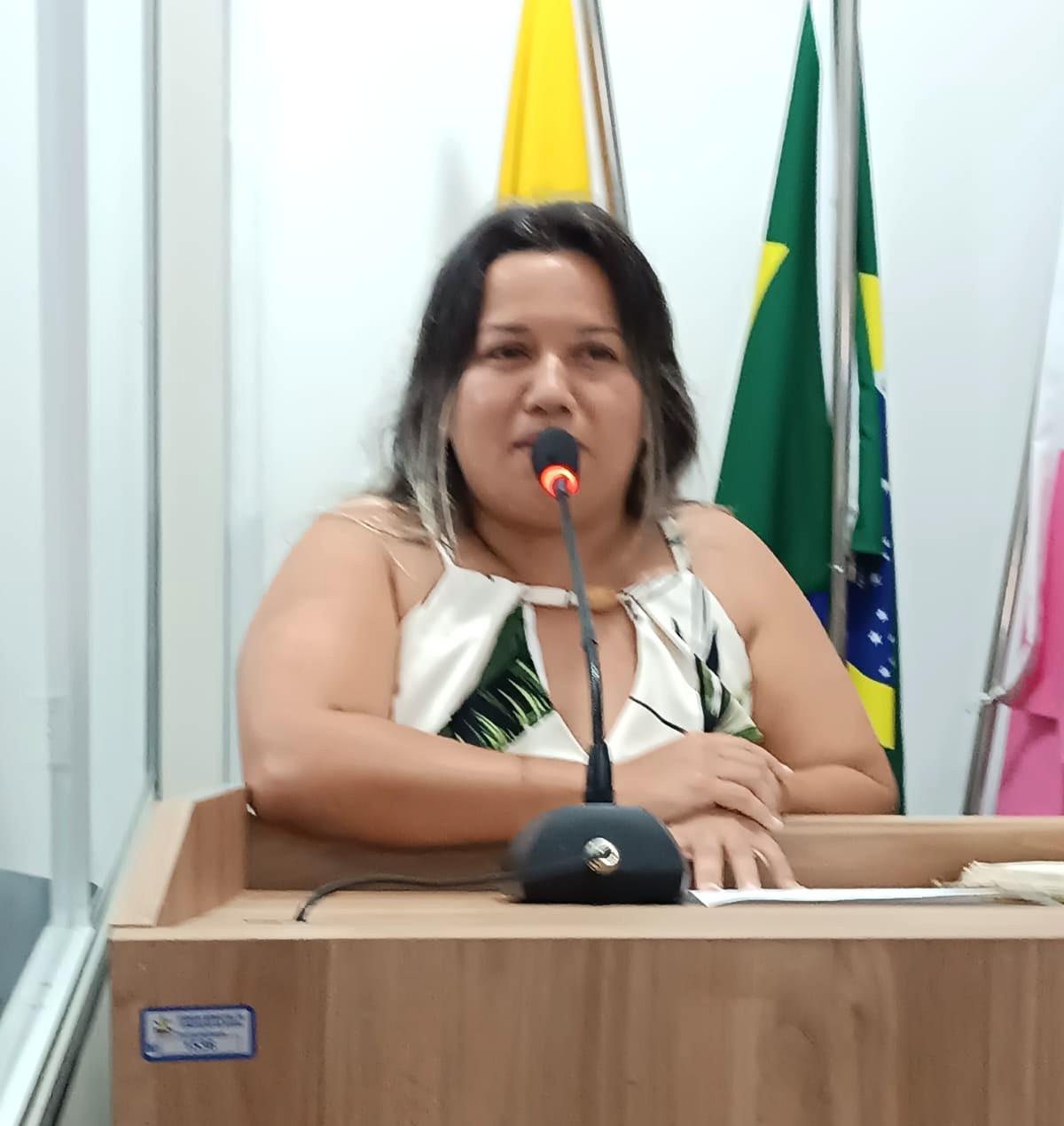 Câmara Municipal de Conceição da Barra, no ES, celebra o Dia do Professor com homenagens a profissionais da Educação