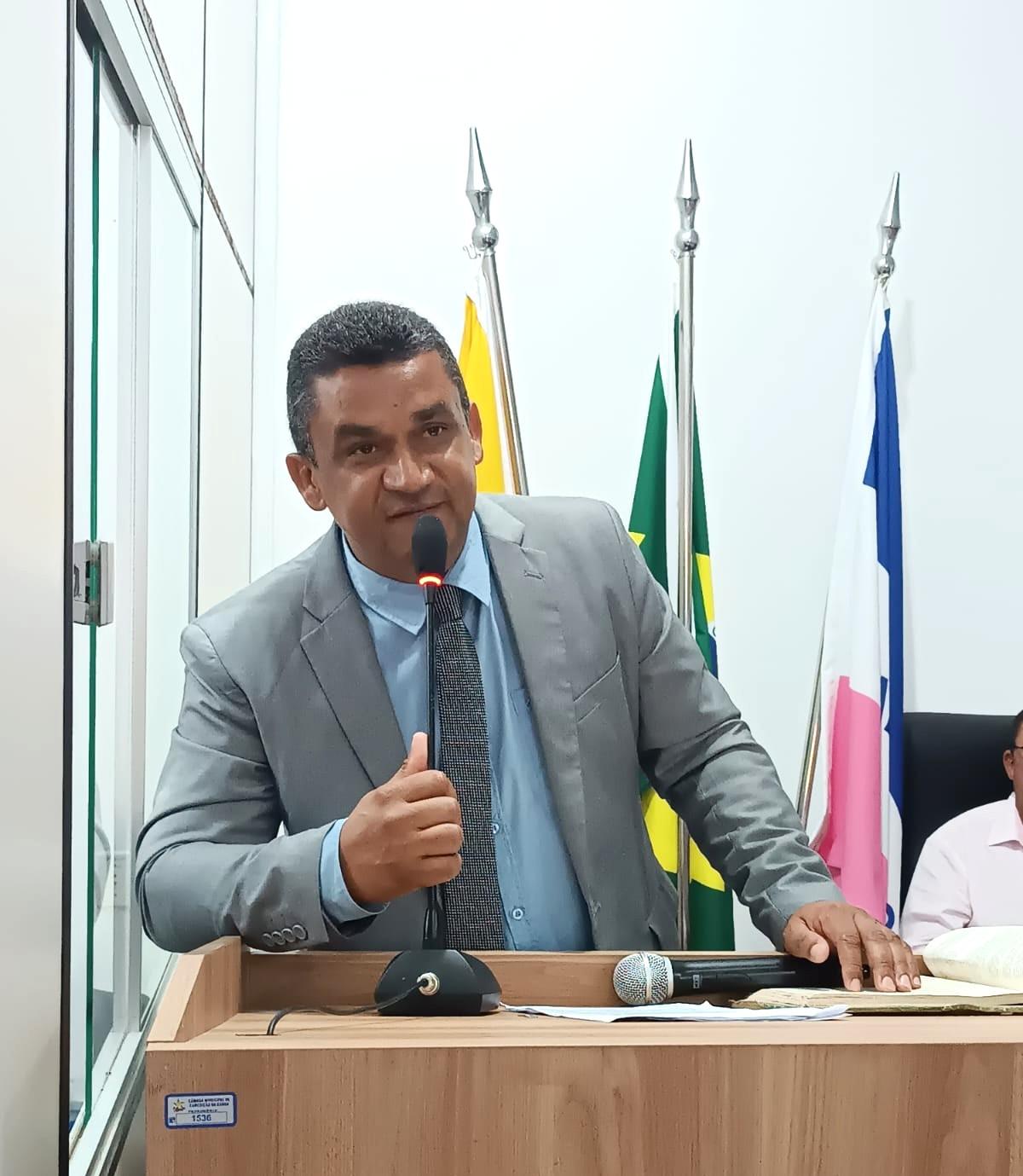 Câmara Municipal de Conceição da Barra, no ES, celebra o Dia do Professor com homenagens a profissionais da Educação