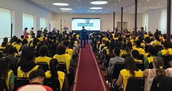 Detran/ES realiza etapa de formação para estudantes selecionados no Programa CNH Social