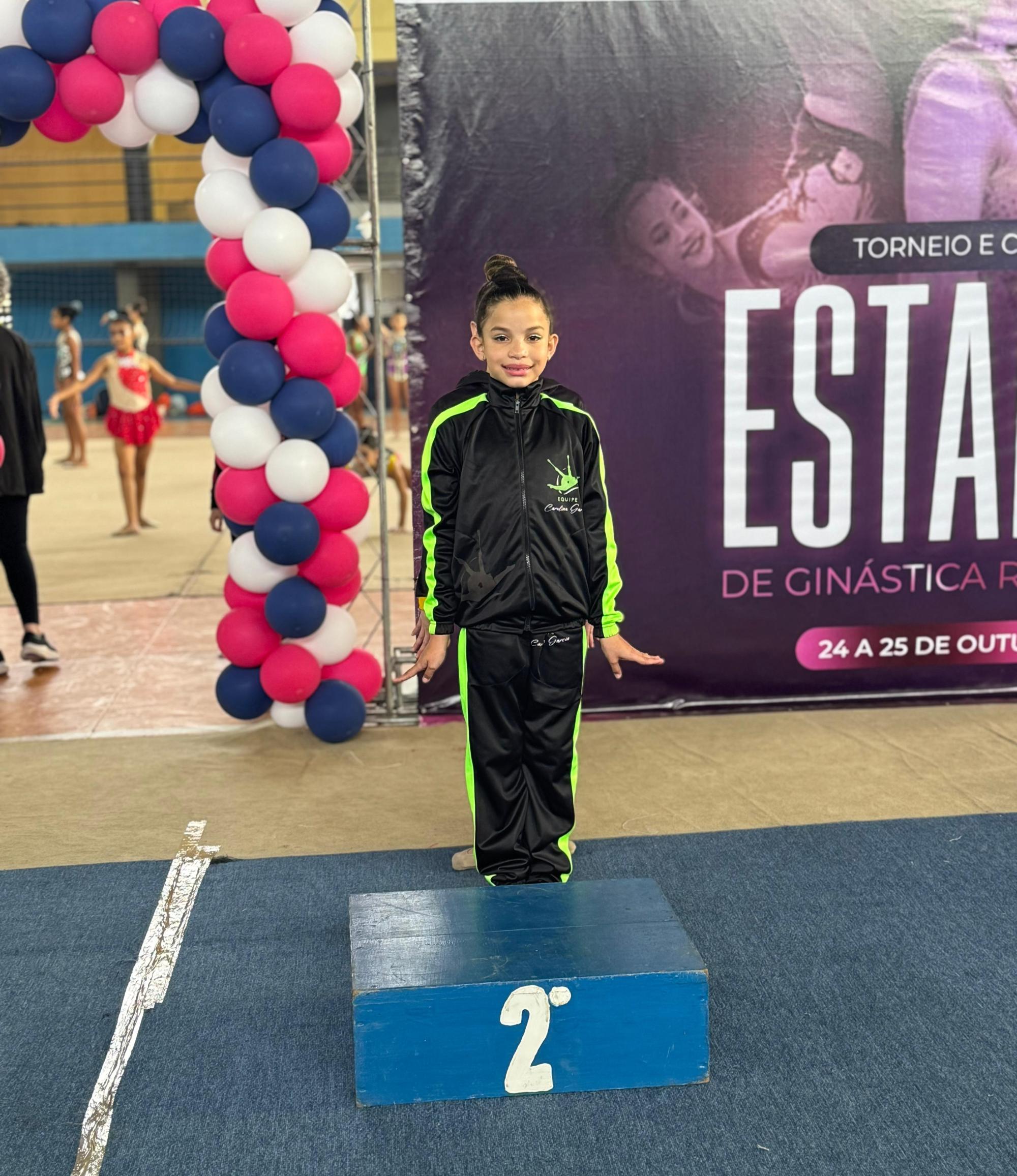 Ginasta barrense conquista medalha de prata em torneio estadual e enche Conceição da Barra de orgulho