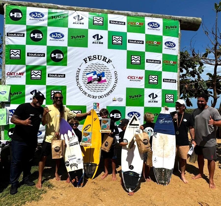 Conceição da Barra, no ES, entra para a história ao sediar, pela primeira vez, etapa estadual de surfe de base