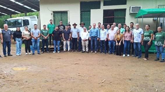 Governo entrega 150 barracas de feira para fortalecer a agricultura familiar em oito municípios do Espírito Santo