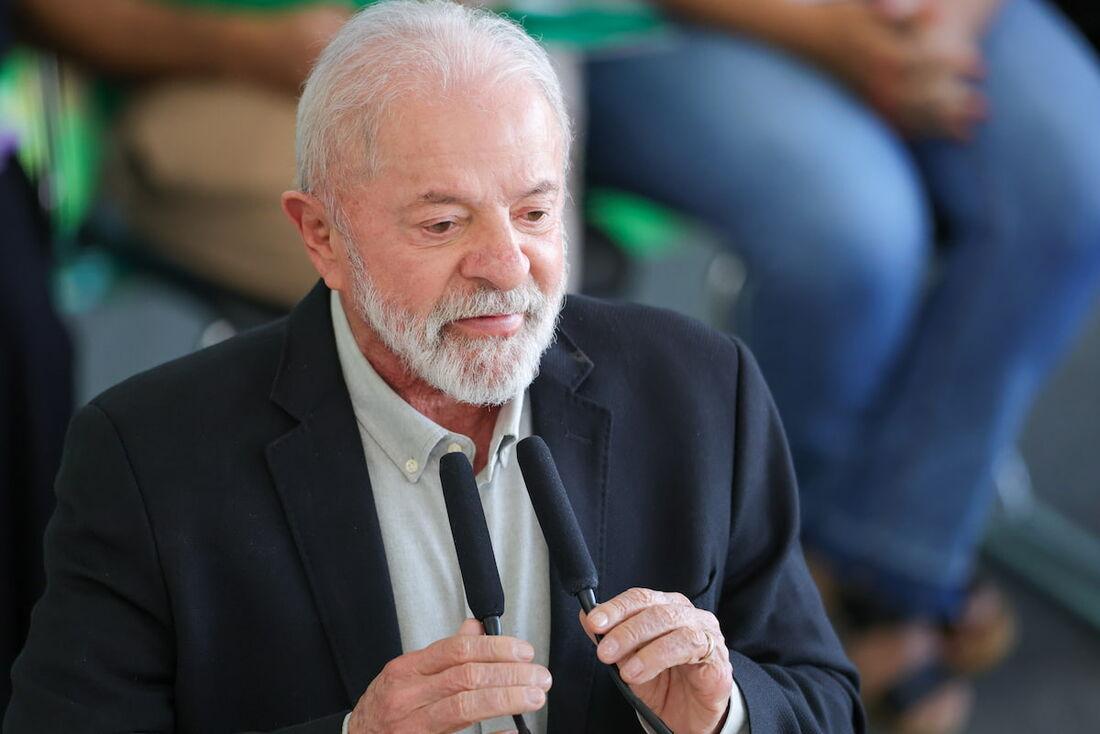 Presidente Lula assina decreto que moderniza o Programa de Alimentação do Trabalhador