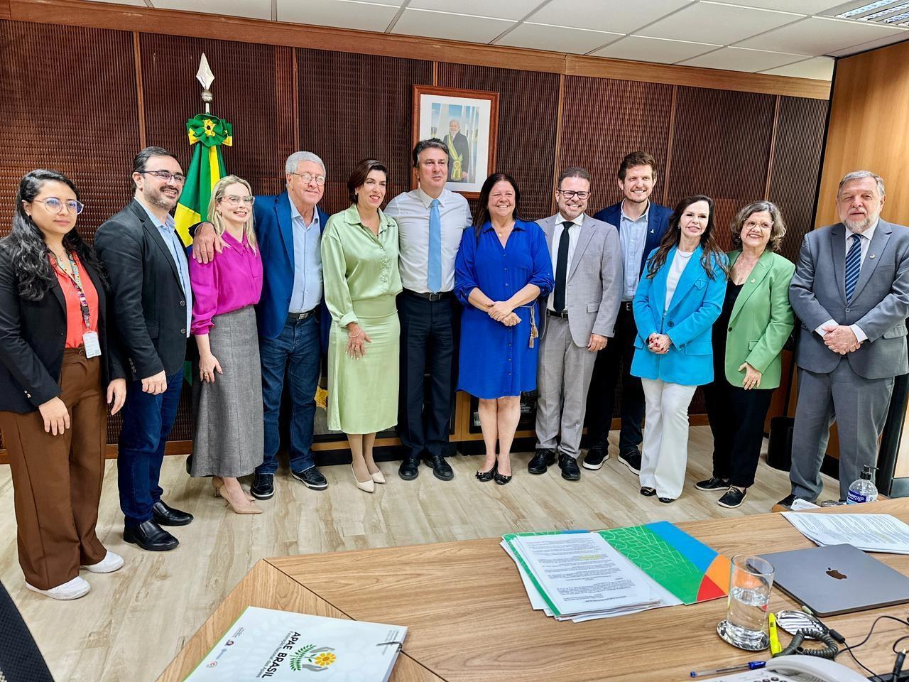 Vitória para as Apaes: ministro da Educação anuncia revisão do Decreto da Educação Especial