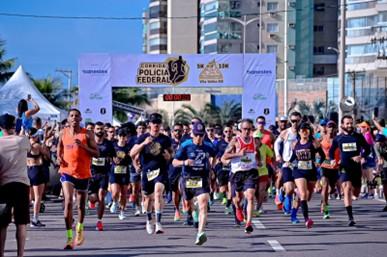 Corredores e policiais movimentam Vila Velha, no ES, na 1ª Corrida da Polícia Federal