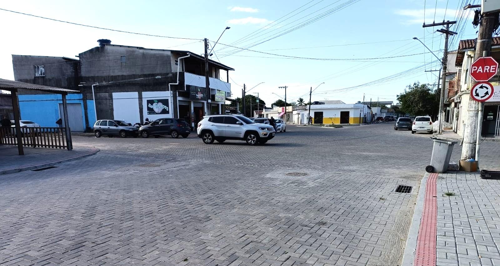 Vereadora Camila reitera pedido para construção de rotatória e implantação de sinalização no trevo da Avenida Pai João, em Conceição da Barra, ES