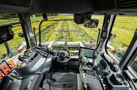 Como a combinação de tratores torna o dia a dia de trabalho no campo mais eficiente