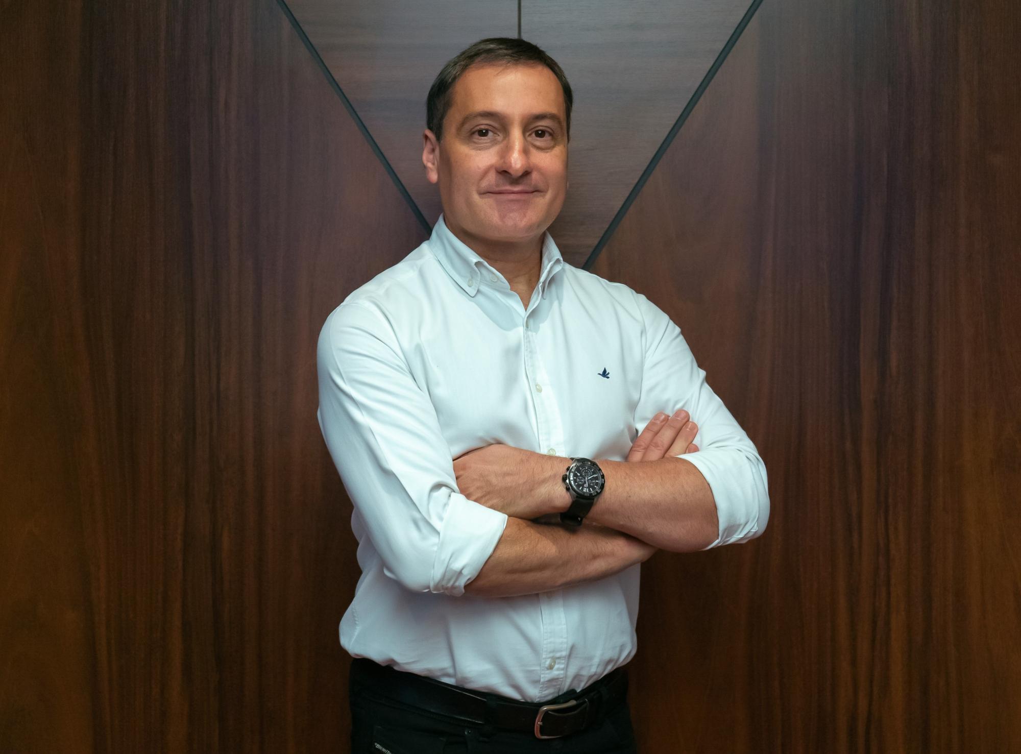 Embracon alerta para aumento de golpes financeiros no fim de ano que têm como alvo o 13º salário