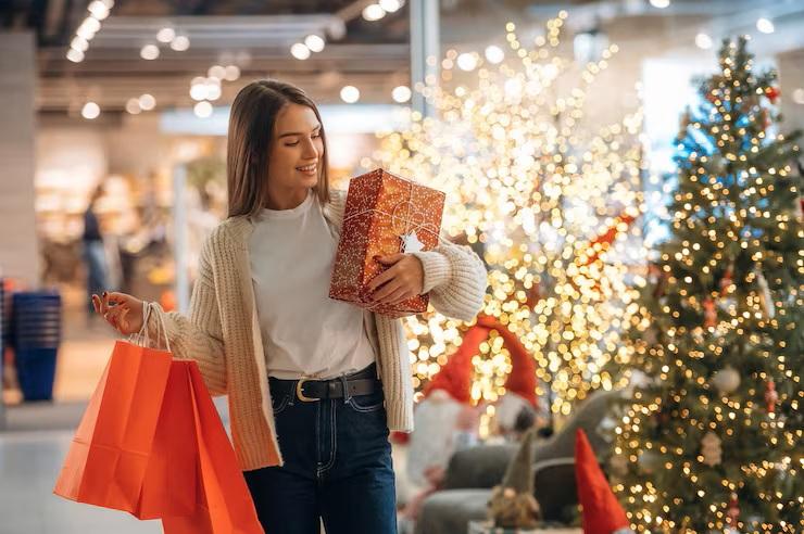Compras de Natal devem movimentar R$ 1,69 bilhão no Espírito Santo, aponta pesquisa do Sebrae/ES