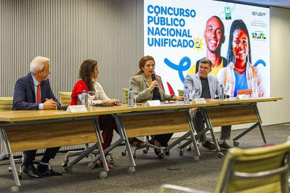 CPNU consolida política pública de recomposição da força de trabalho federal