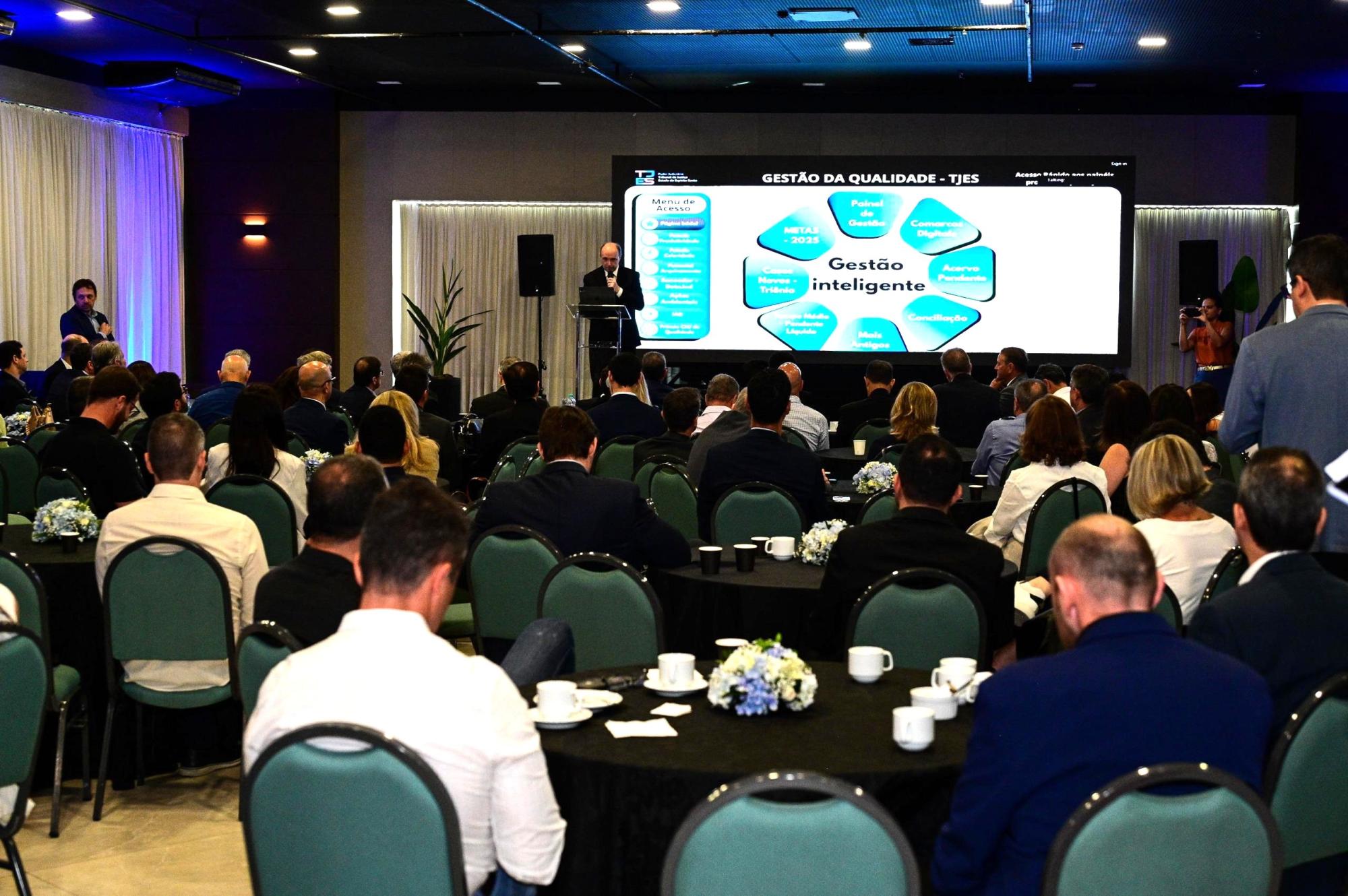 Espírito Santo em Ação reúne mais de 100 empresários para debater cenário político e perspectivas econômicas