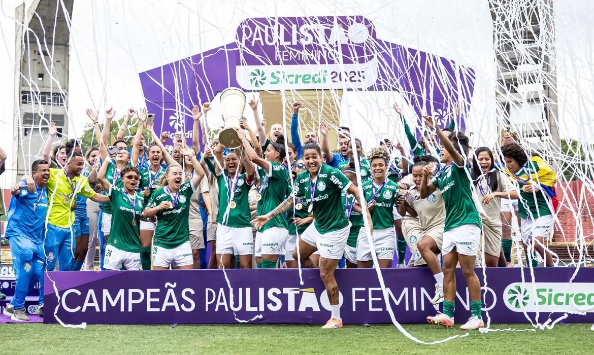 Palmeiras segura Corinthians e conquista o tetra do Paulista Feminino