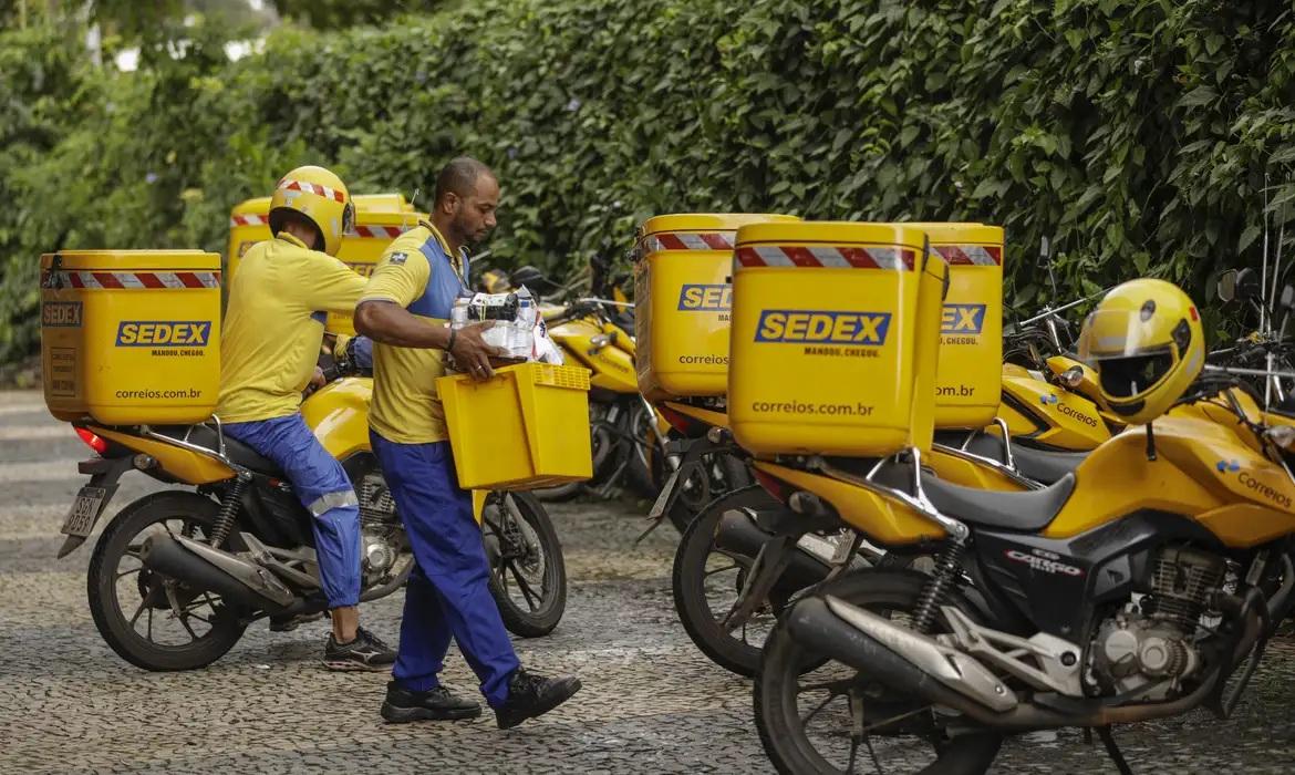 Tesouro aprova empréstimo de R$ 12 bilhões para os Correios