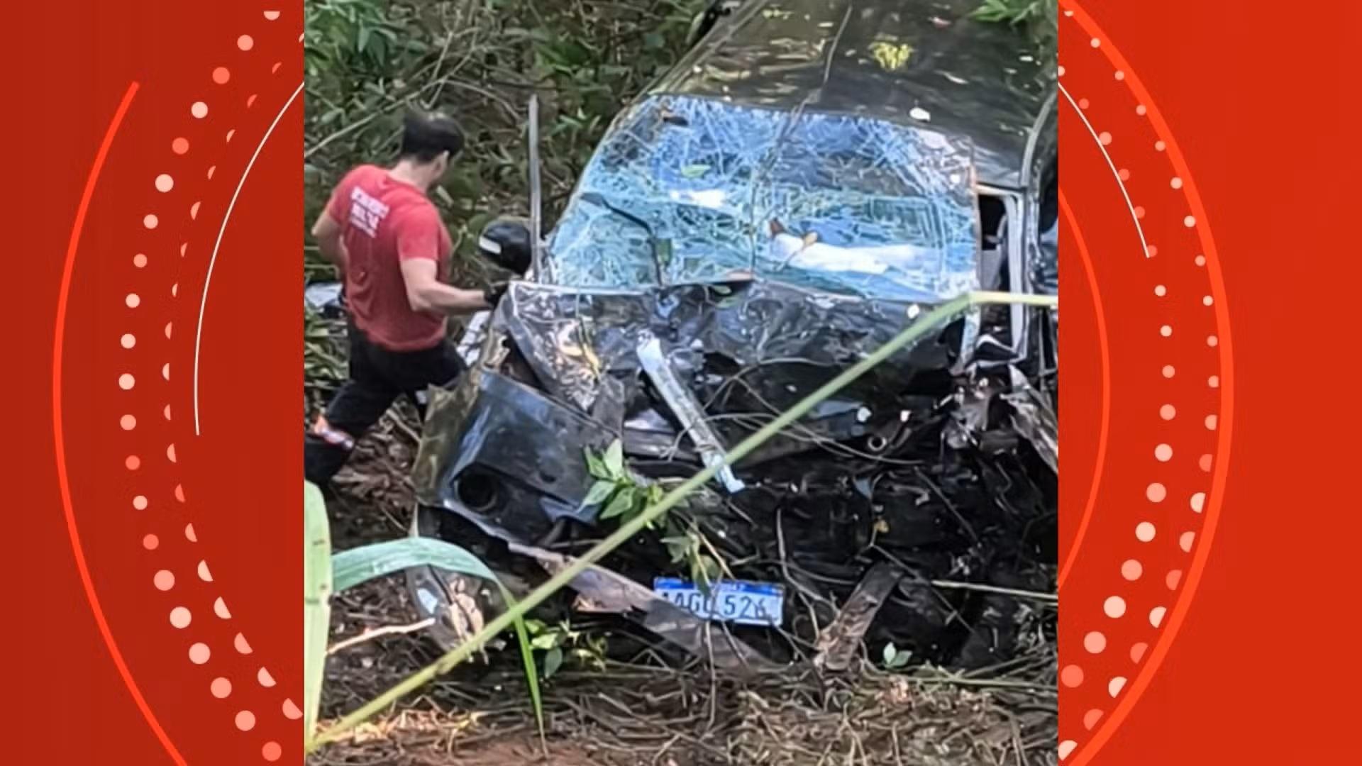 Grave acidente com vam na BR-262 deixa 8 pessoas feridas no ES