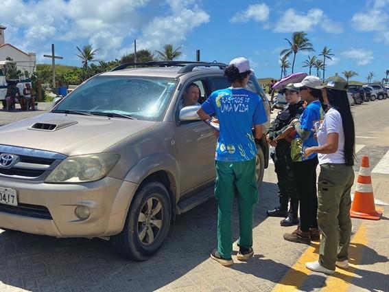 APA de Conceição da Barra, no ES, promove campanha sobre os perigos da circulação de veículos na areia e na restinga