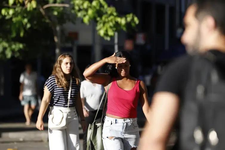 Corpo humano não funciona como deveria em temperatura acima de 35°C