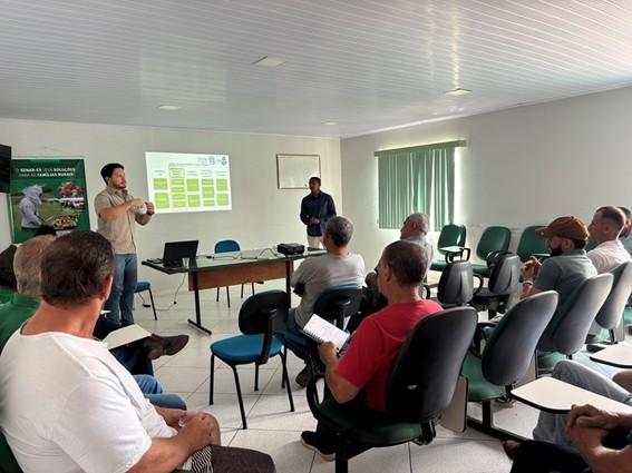 Programa Águas Capixabas é apresentado a produtores rurais em Pinheiros, no ES