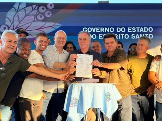 Governador do Espírito Santo autoriza obras de urbanização e impermeabilização da calha do Rio Marinho
