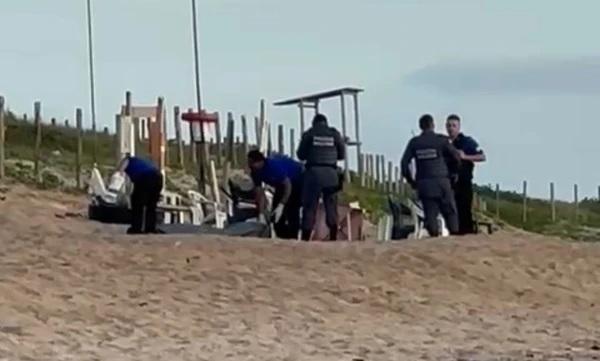 Mulher é encontrada morta com ferimentos na praia de Guriri, em São Mateus, ES