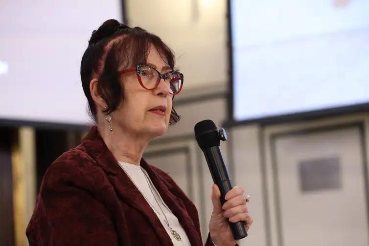 Pesquisa aponta que brasileiros têm pouco conhecimento do Holocausto