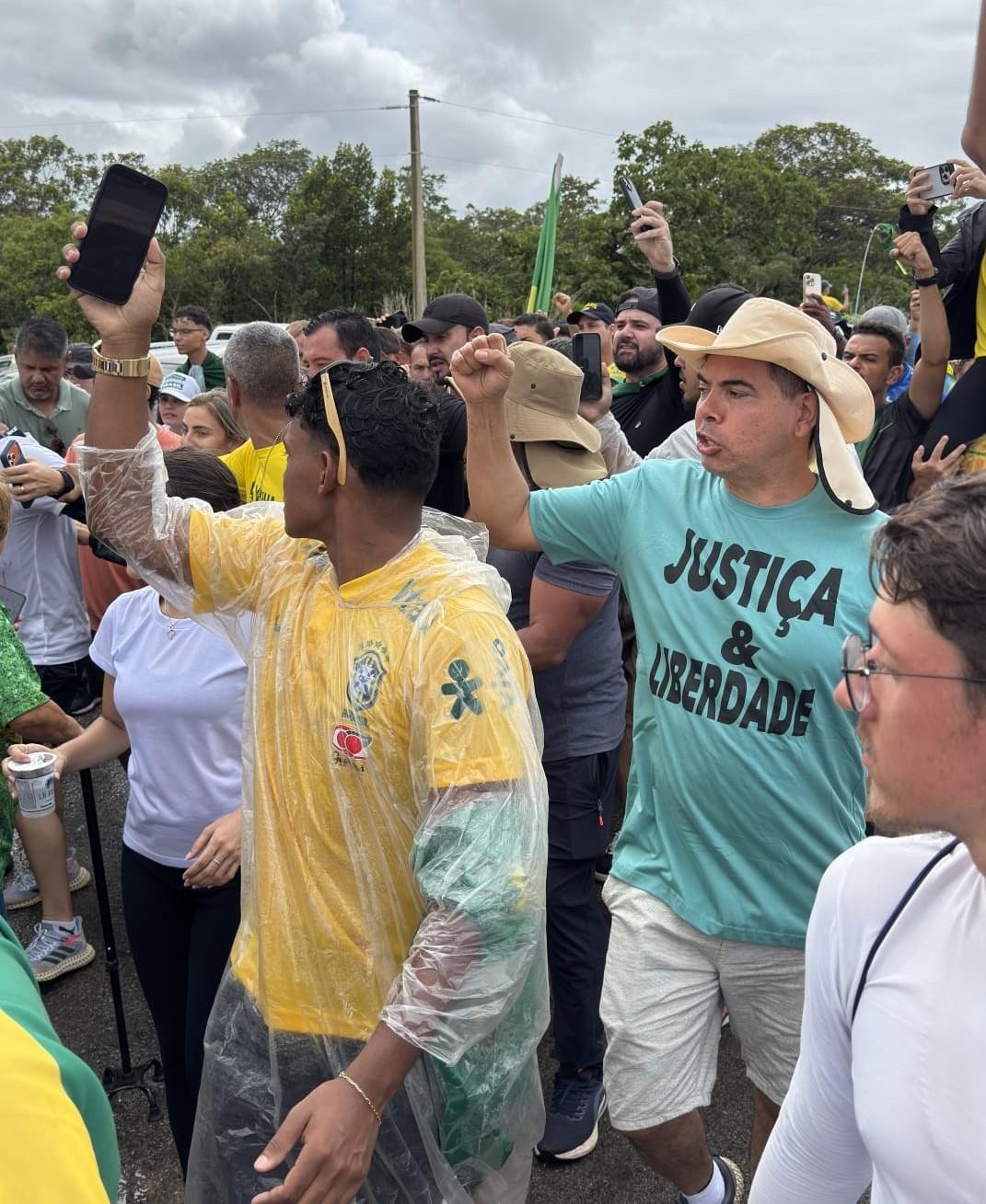 Messias Donato é o único deputado federal capixaba na Caminhada pela Liberdade contra abusos e perseguições políticas