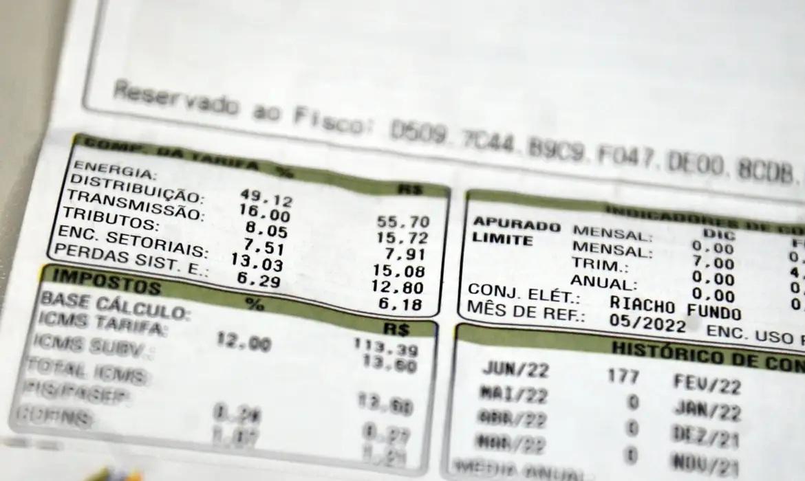 Fevereiro seguirá com bandeira tarifária verde na conta de luz