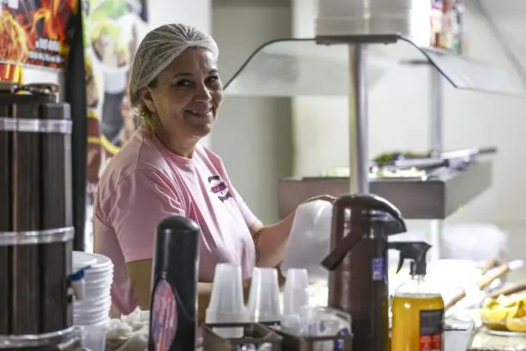 IR zero para quem ganha até R$ 5 mil vale nos salários pagos este mês