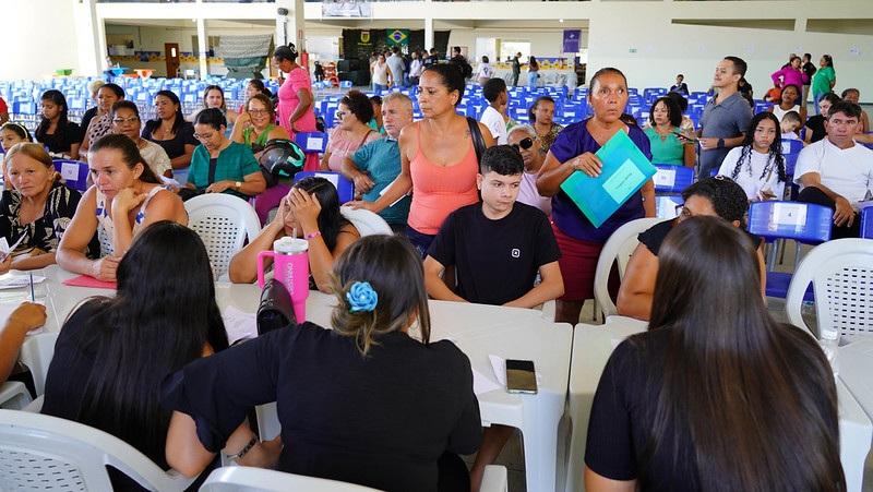 Ação itinerante da Justiça do Trabalho muda rotina da população de Araguatins, em Tocantins