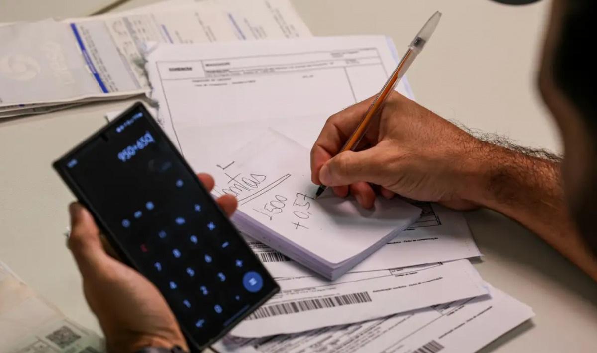 Custo médio de vida do capixaba é de R$ 3.780 por mês, revela Serasa