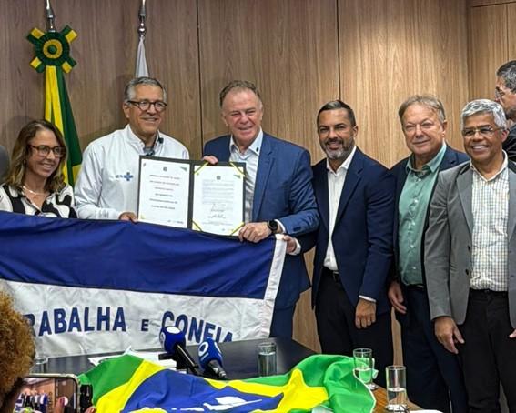 Governador Casagrande anuncia Plano Estadual do Programa Especial de Saúde do Rio Doce