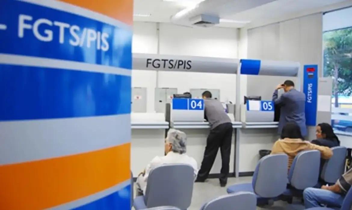 Abono salarial começa a ser pago nesta segunda-feira (16)