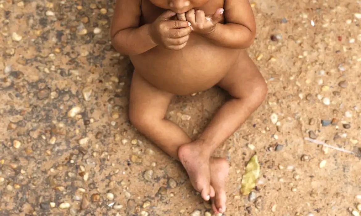 Vulnerabilidade reduz altura média de crianças indígenas e nordestinas